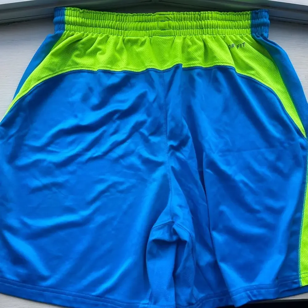 Nike Dri Fit blue shorts Large Light Blue/green shorts athletic‎